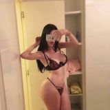 Hermosa caliente sensual masajista escort venezolana 